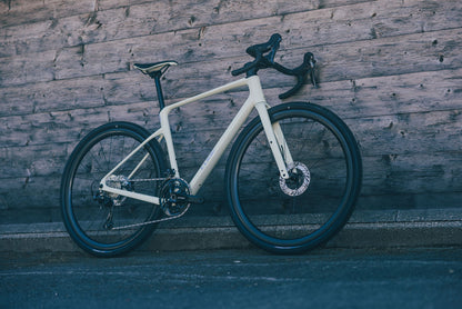 Cube Nuroad C:62 Pro mellowyellow´n´lilac 2027 – Gravelbike – Seitenansicht 4