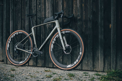 Cube Nuroad C:62 SLX glintsand´n´black 2027 – Gravelbike – Seitenansicht 2