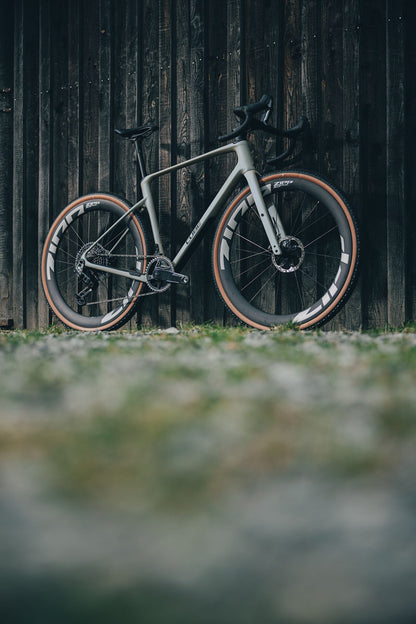 Cube Nuroad C:62 SLX glintsand´n´black 2027 – Gravelbike – Seitenansicht 6
