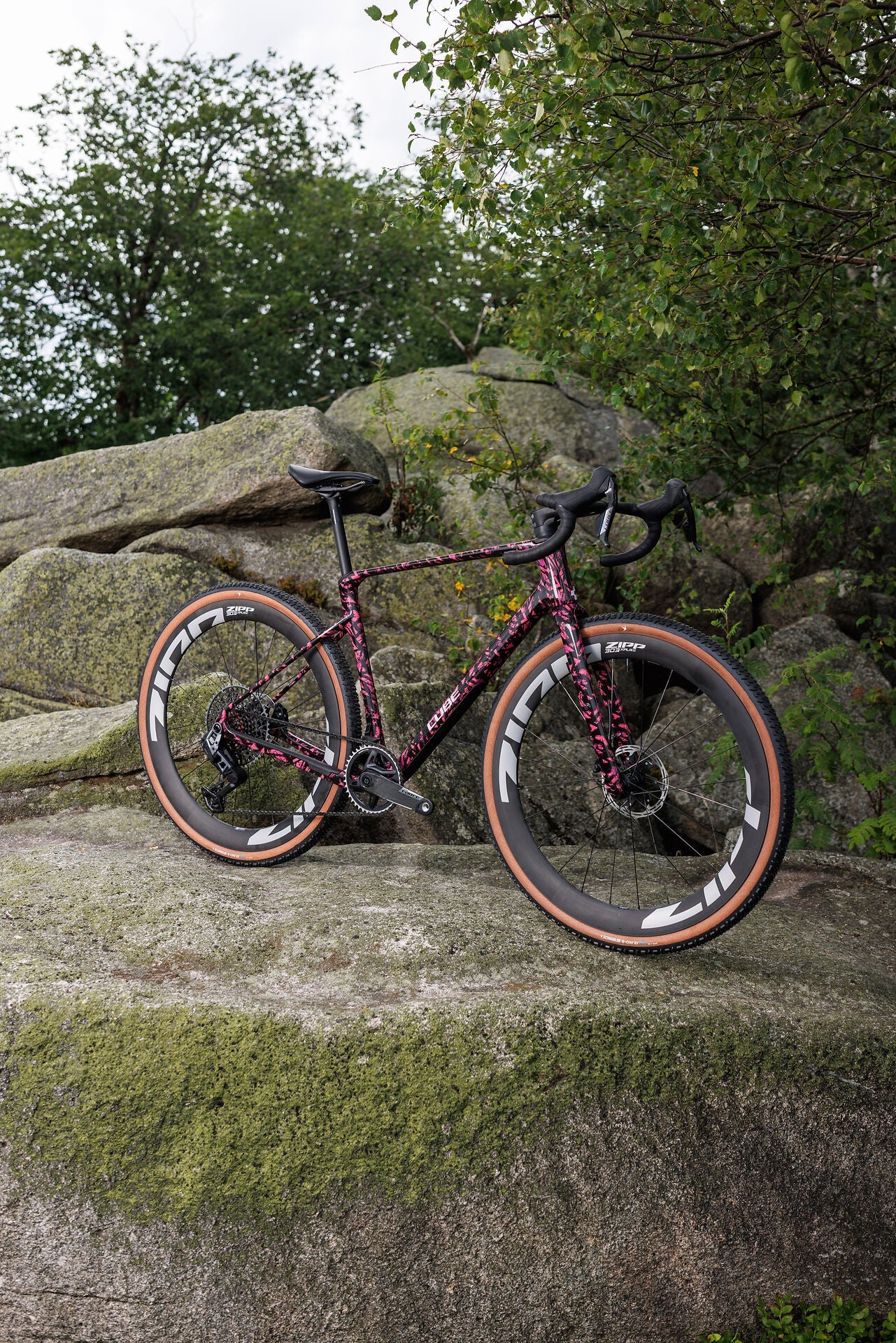 Cube Nuroad C:62 SLX pinkaction´n´black 2027 – Gravelbike – Seitenansicht 2