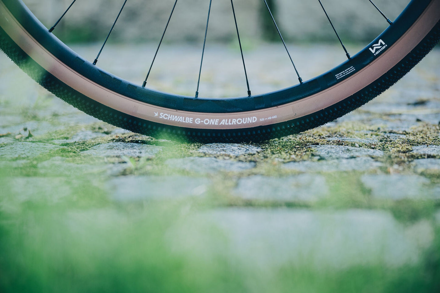 Cube Nuroad Hybrid C:62 Race 400X FE oldgrey´n´grey 2027 – E-Gravelbike – Detailansicht 1