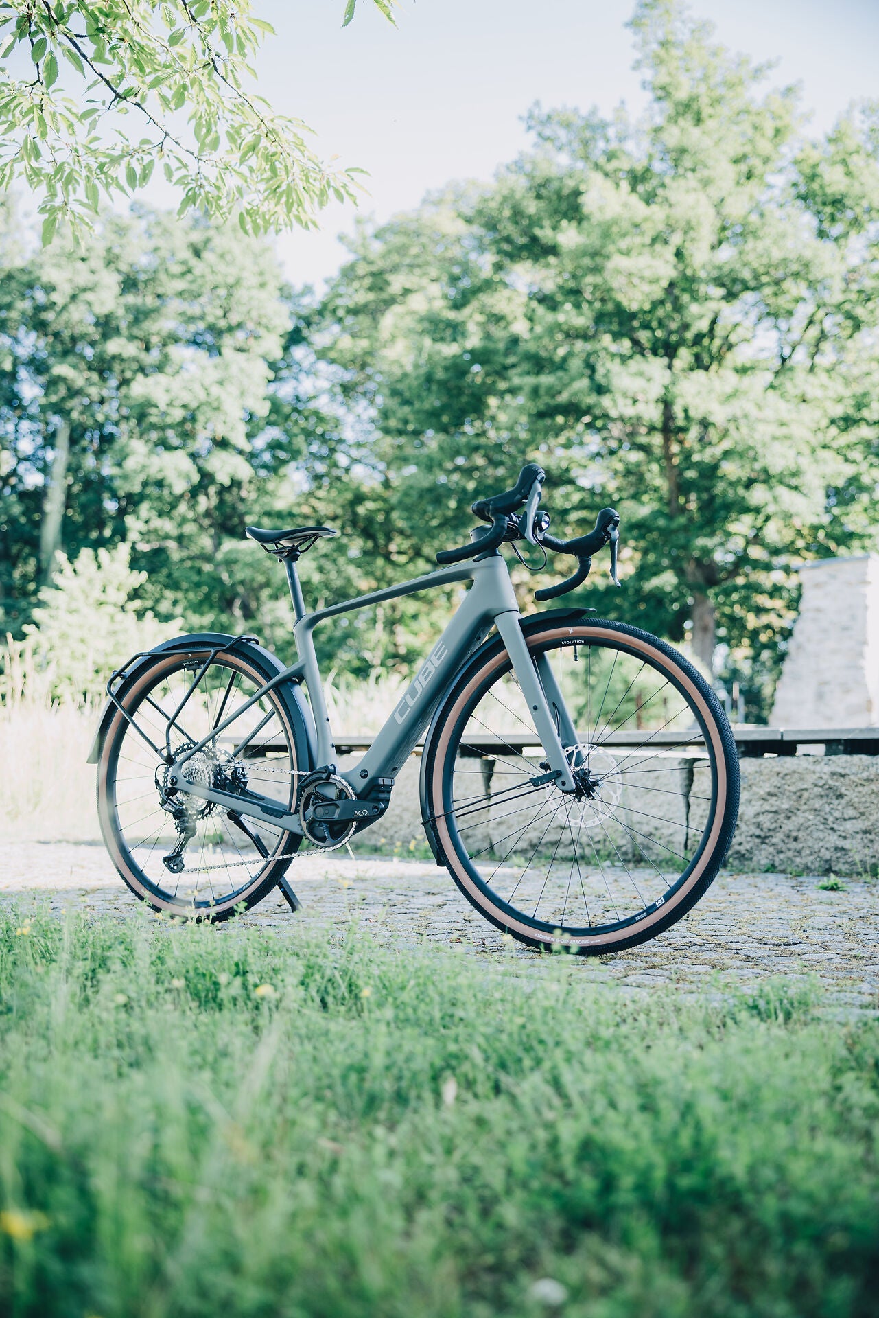 Cube Nuroad Hybrid C:62 Race 400X FE oldgrey´n´grey 2027 – E-Gravelbike – Seitenansicht 3