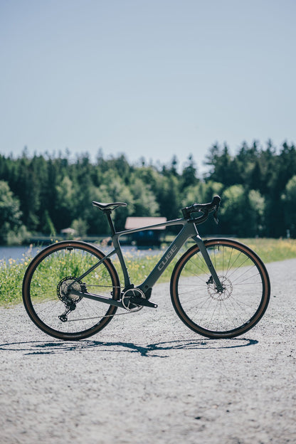 Cube Nuroad Hybrid C:62 Race 400X oldgrey´n´grey 2027 – E-Gravelbike – Seitenansicht 2