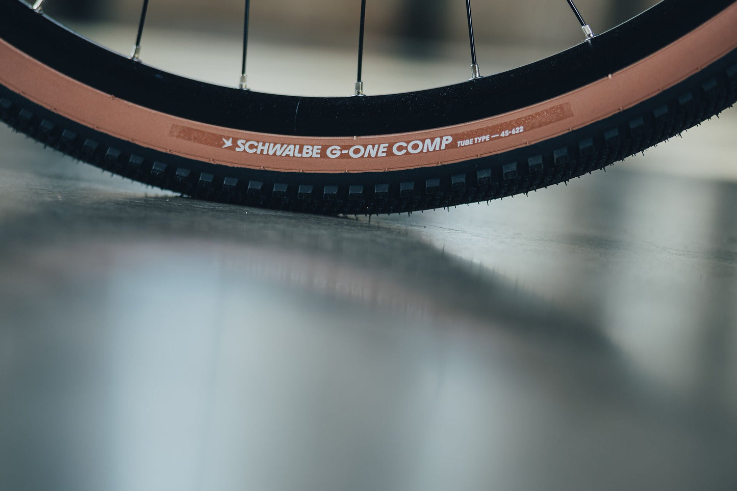 Cube Nuroad ONE FE wood´n´grey 2027 – Gravelbike – Detailansicht 1