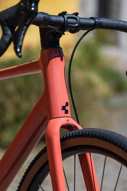 Cube Nuroad ONE spicypapaya´n´black 2027 – Gravelbike – Detailansicht 2