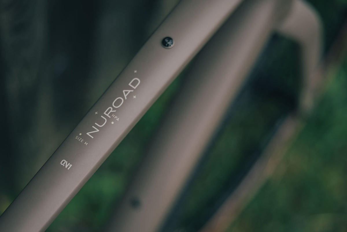 Cube Nuroad ONE wood´n´grey 2027 – Gravelbike – Detailansicht 1