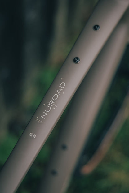 Cube Nuroad ONE wood´n´grey 2027 – Gravelbike – Detailansicht 2