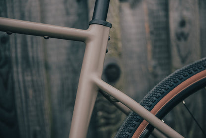Cube Nuroad ONE wood´n´grey 2027 – Gravelbike – Detailansicht 15