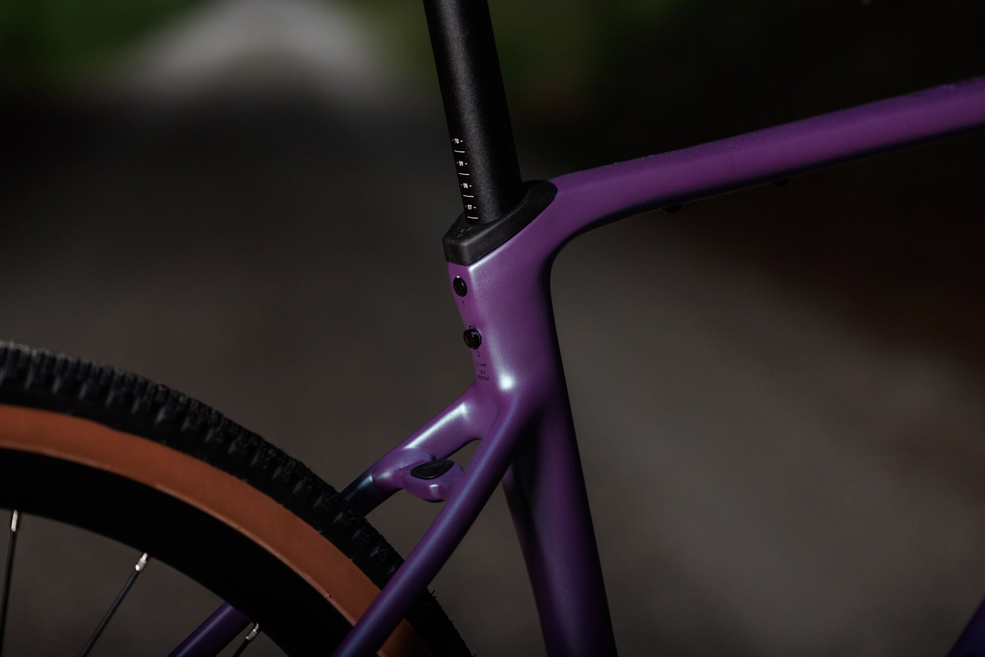 Cube Nuroad Pro mysticpurple´n´black 2027 – Gravelbike – Detailansicht 7