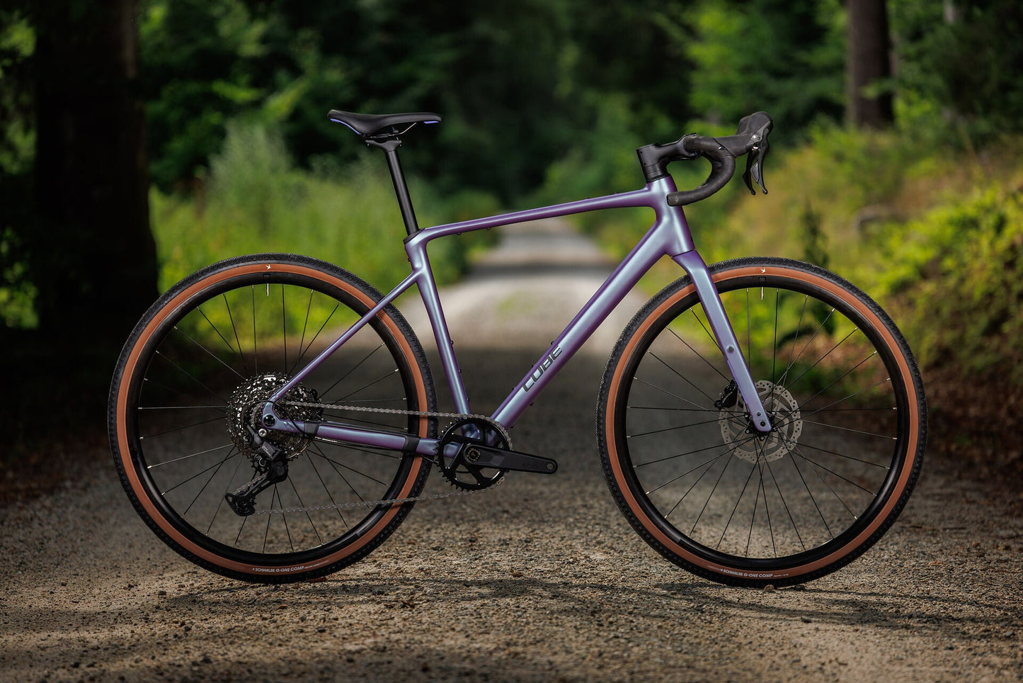 Cube Nuroad Pro mysticpurple´n´black 2027 – Gravelbike – Seitenansicht 1