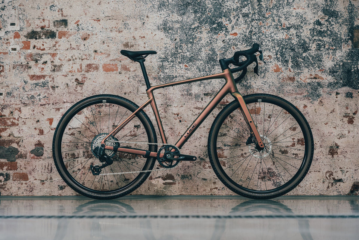 Cube Nuroad SLX autumn´n´black 2027 – Gravelbike – Seitenansicht 1