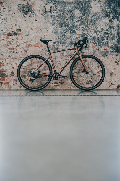 Cube Nuroad SLX autumn´n´black 2027 – Gravelbike – Seitenansicht 2