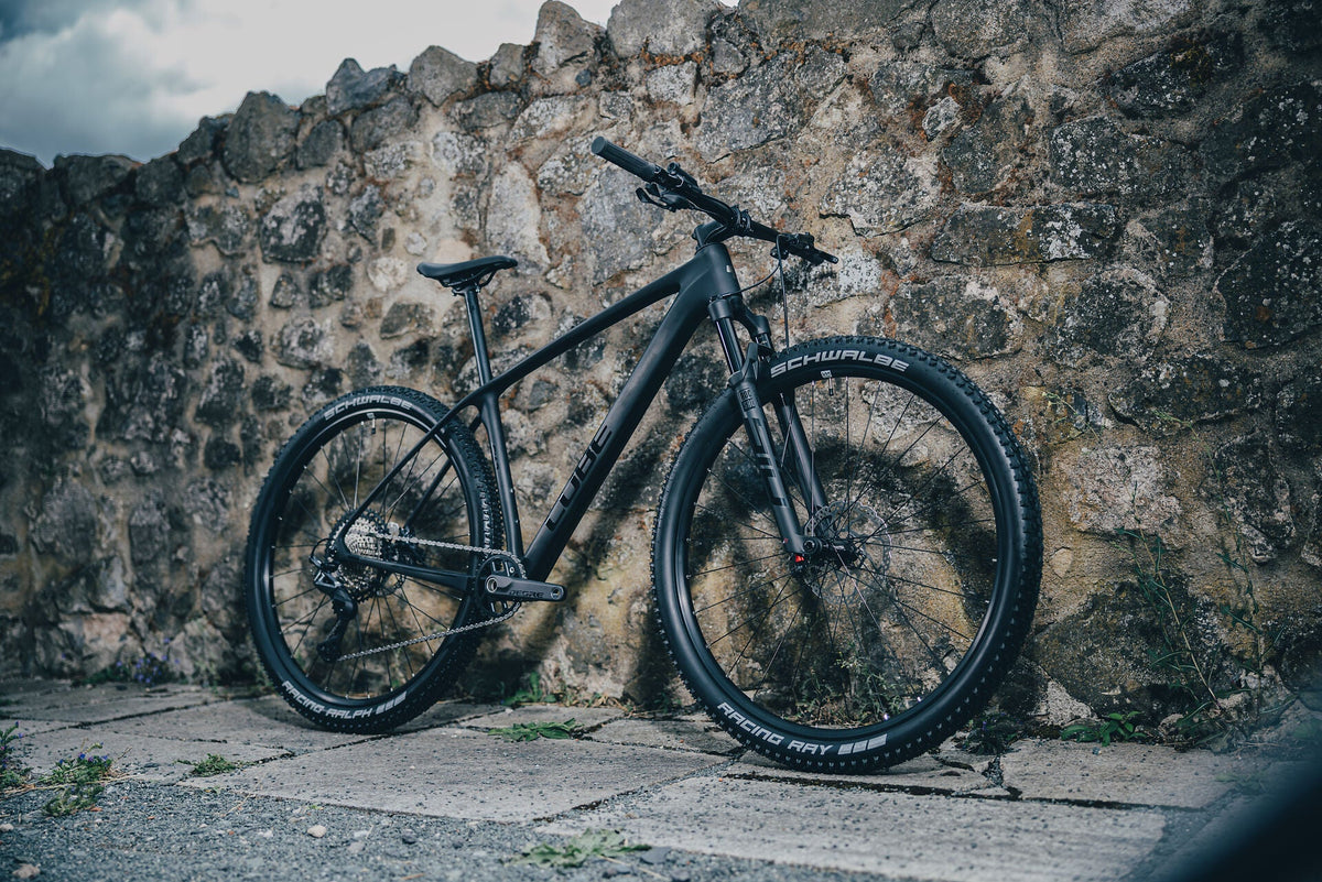 Cube Reaction C:62 Pro blackline 2027 – Mountainbike Hardtail – Seitenansicht 3