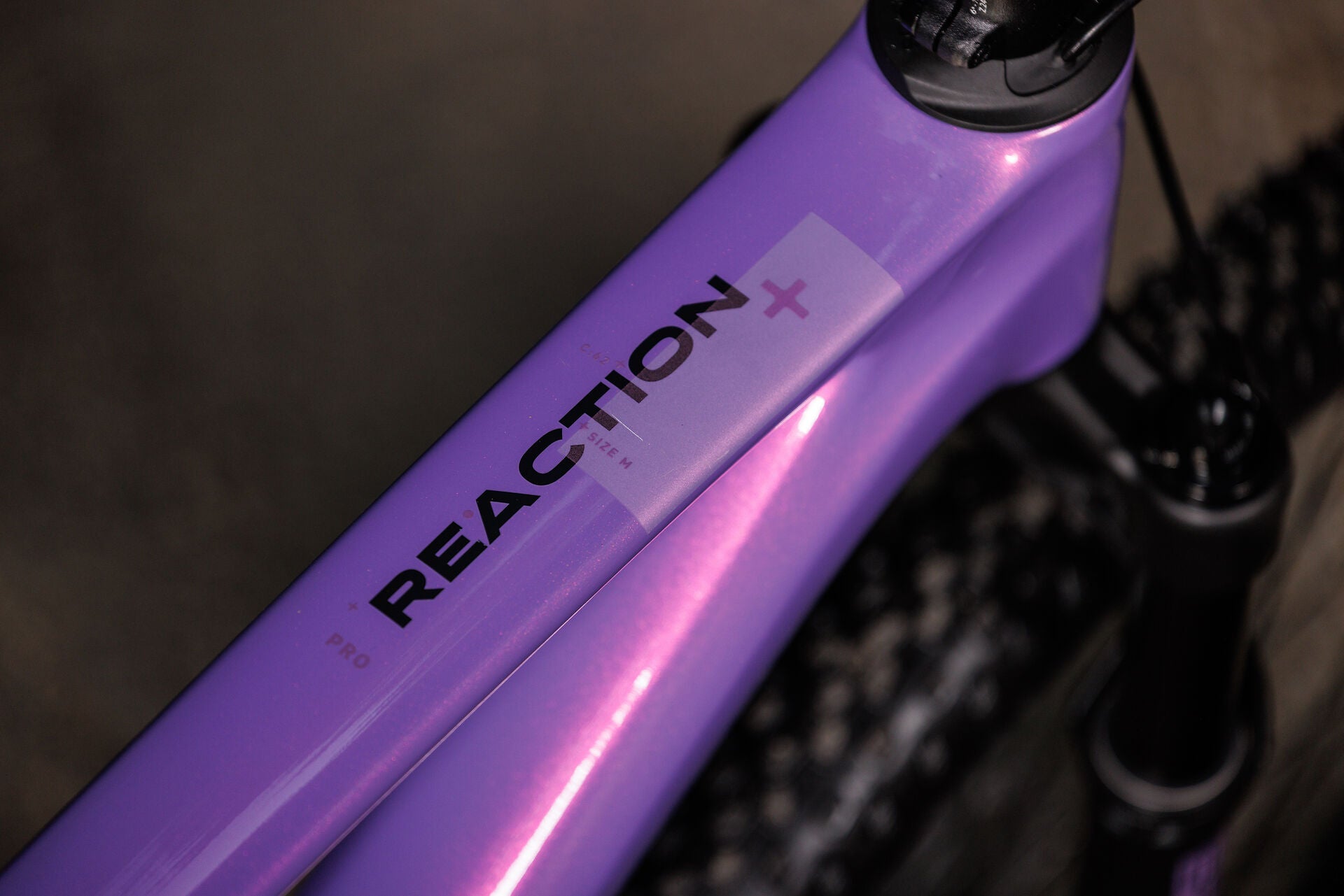 Cube Reaction C:62 Pro cosmicpurple´n´black 2027 – Mountainbike Hardtail – Detailansicht 10