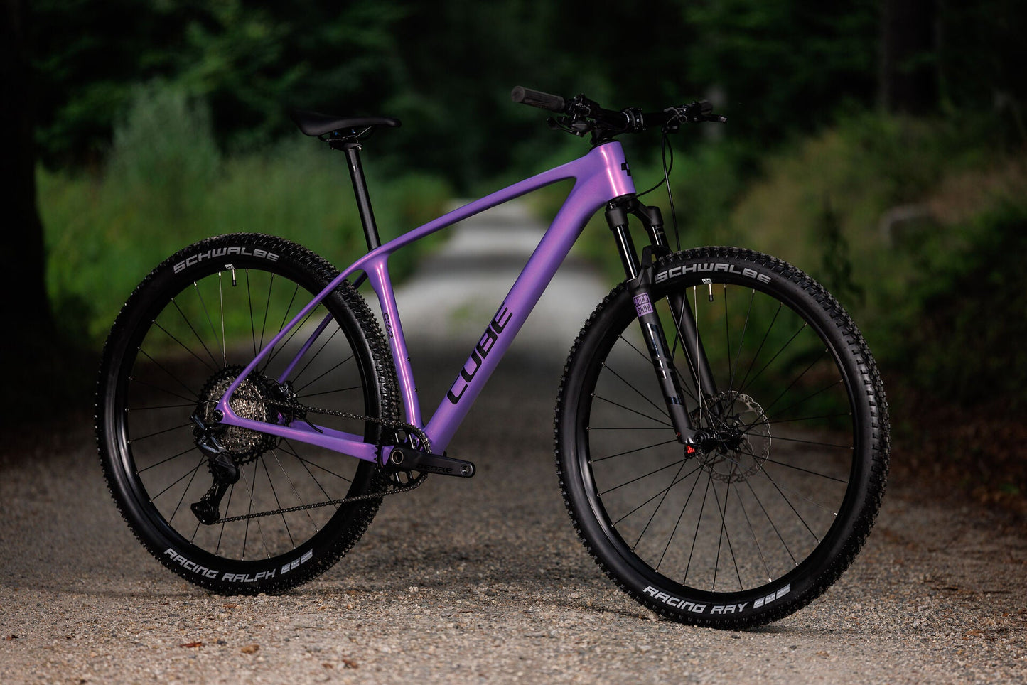 Cube Reaction C:62 Pro cosmicpurple´n´black 2027 – Mountainbike Hardtail – Seitenansicht 3