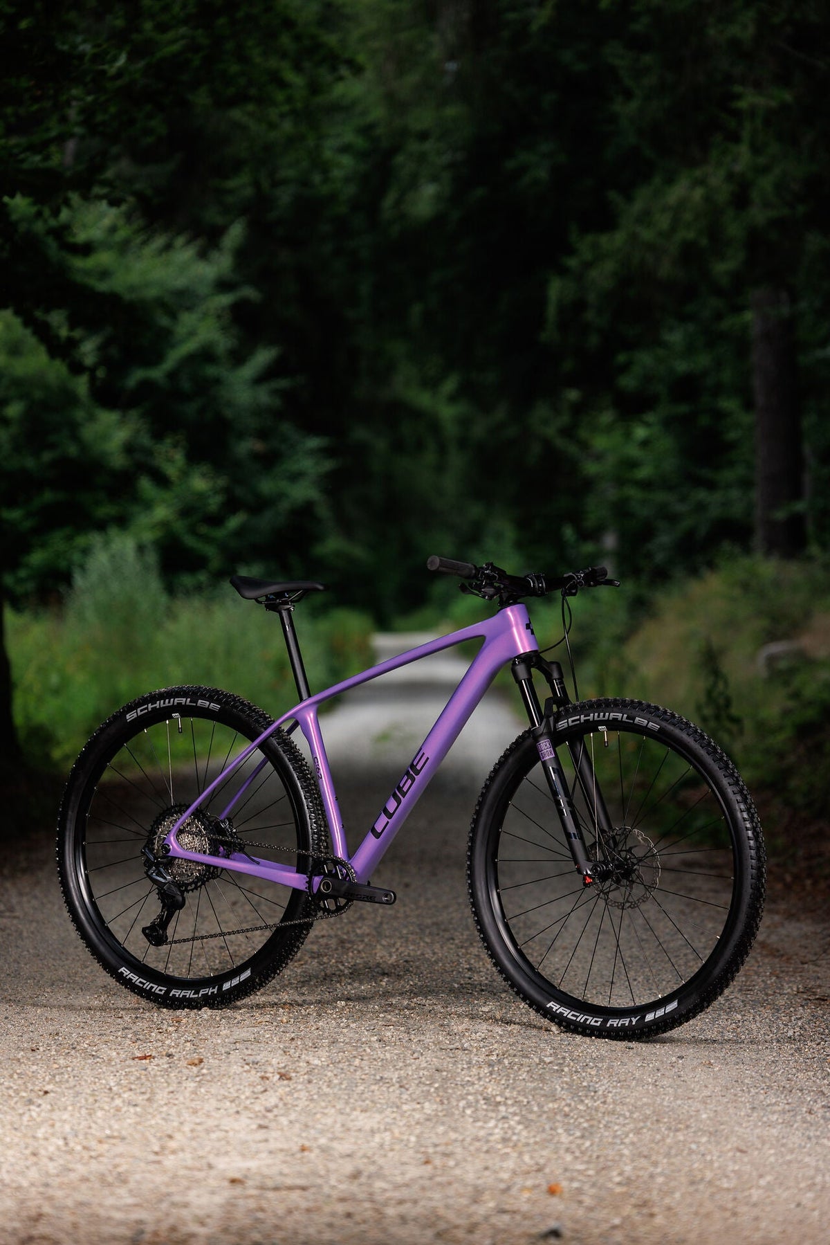 Cube Reaction C:62 Pro cosmicpurple´n´black 2027 – Mountainbike Hardtail – Seitenansicht 4