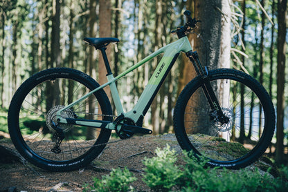 Cube Reaction Hybrid ONE 720  cactus´n´black 2027 – E-Mountainbike Hardtail – Seitenansicht 1