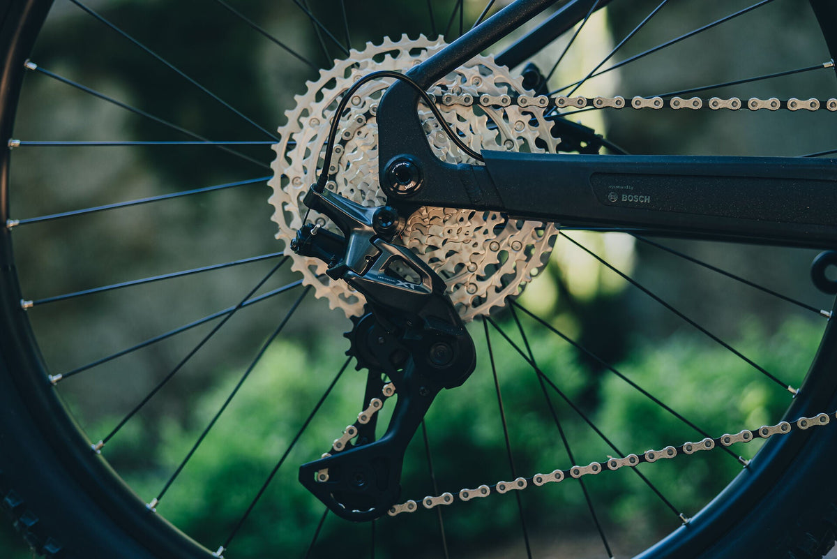 Cube Reaction Hybrid Pro 800 silverdust´n´prism 2027 – E-Mountainbike Hardtail – Detailansicht 2