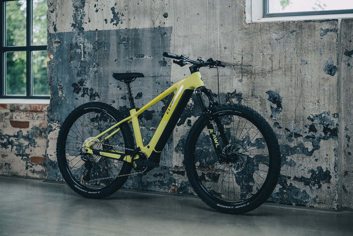Cube Reaction Hybrid Race 800 bananasplit´n´black 2027 – E-Mountainbike Hardtail – Seitenansicht 4