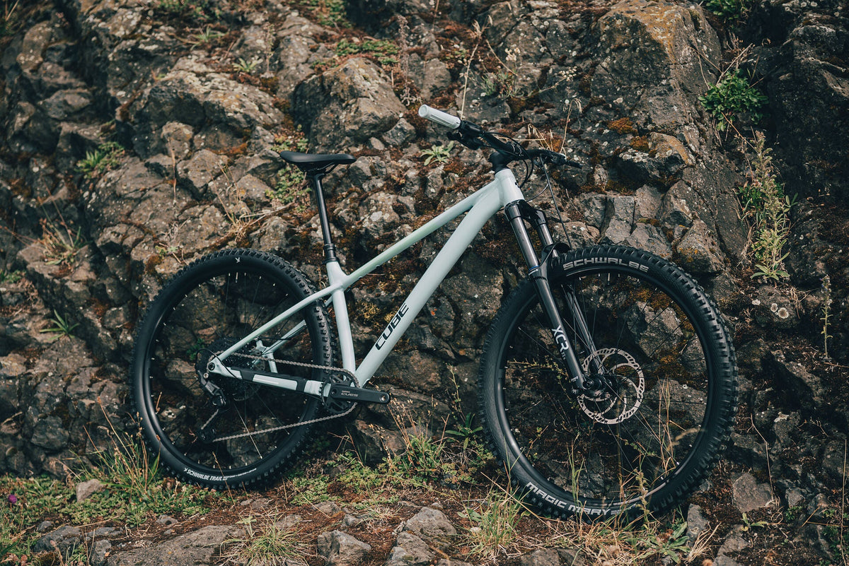 Cube Reaction TM ONE kolibri´n´black 2027 – Mountainbike Hardtail – Seitenansicht 3