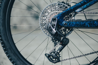Cube Stereo C:62 Super TM splintercobalt´n´chrome 2027 – Mountainbike Fully – Detailansicht 4