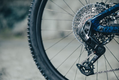 Cube Stereo C:62 Super TM splintercobalt´n´chrome 2027 – Mountainbike Fully – Detailansicht 5