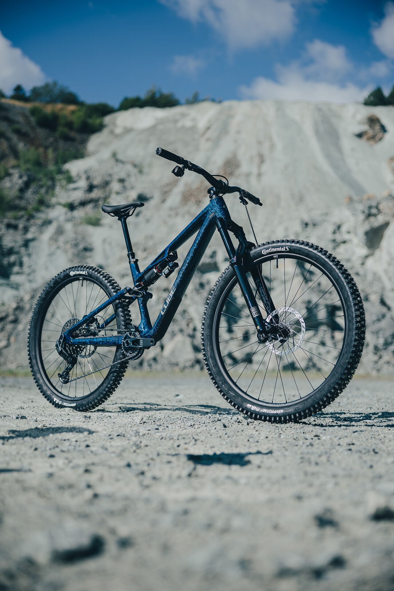 Cube Stereo C:62 Super TM splintercobalt´n´chrome 2027 – Mountainbike Fully – Seitenansicht 3