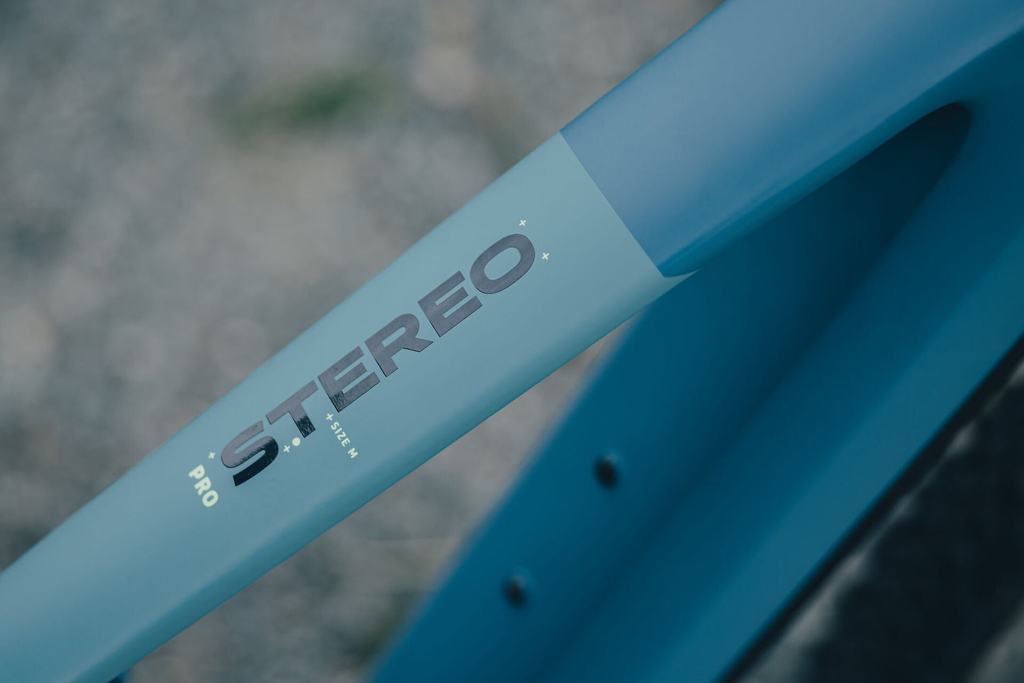 Cube Stereo Hybrid ONE22 Pro 800 bluesapphire´n´blue 2027 – E-Mountainbike Fully – Detailansicht 1