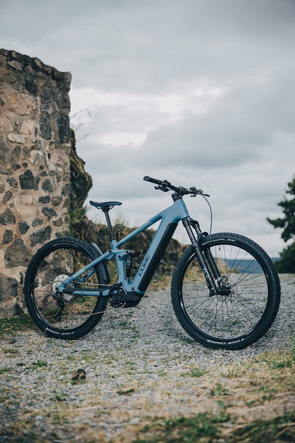 Cube Stereo Hybrid ONE22 Pro 800 bluesapphire´n´blue 2027 – E-Mountainbike Fully – Seitenansicht 4