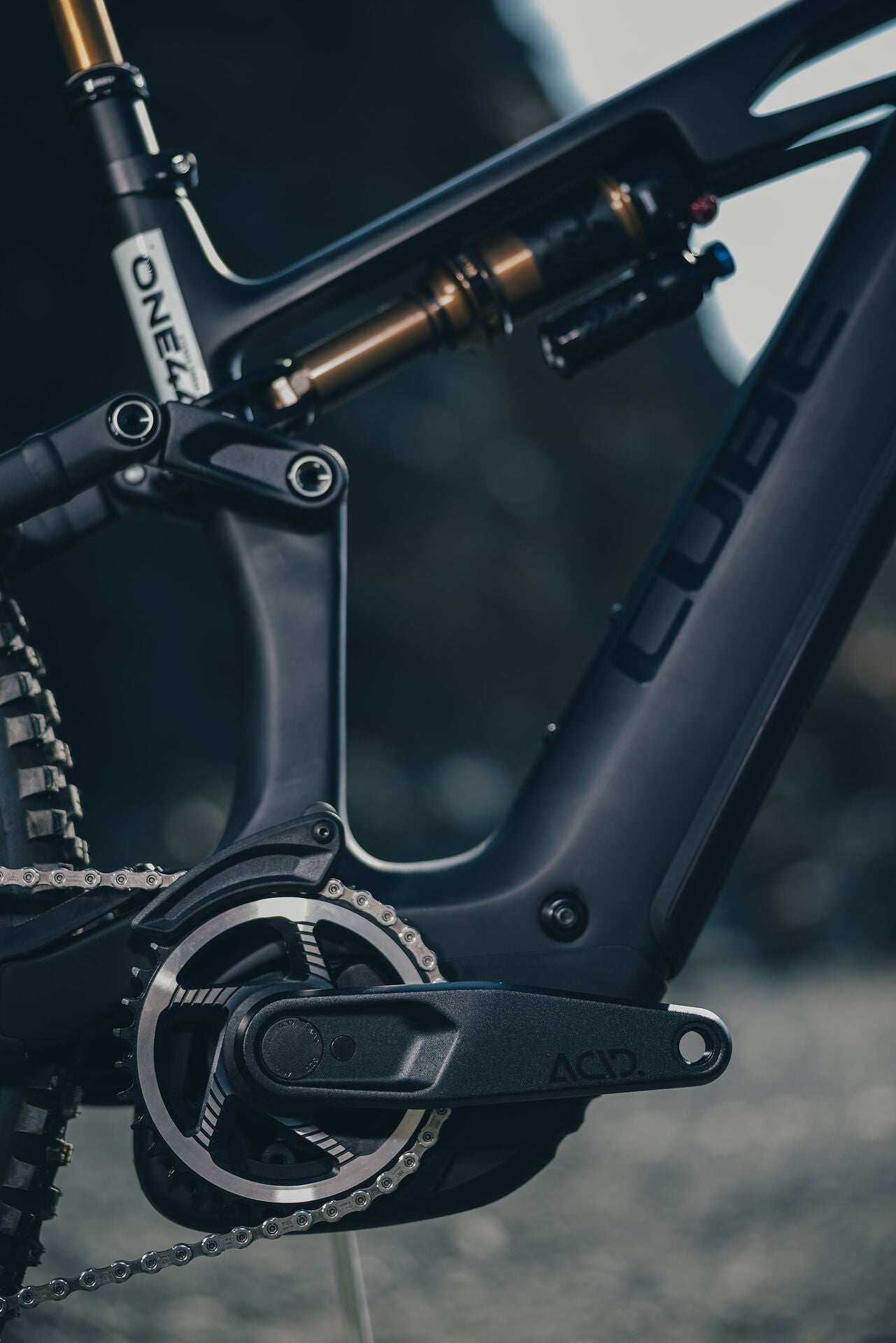 Cube Stereo Hybrid ONE44 HPC AT 800 carbon´n´white 2027 – E-Mountainbike Fully – Detailansicht 6