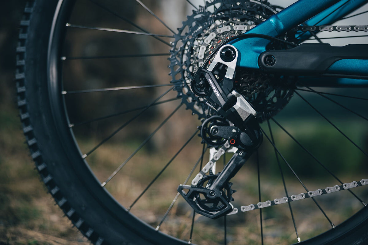 Cube Stereo Hybrid ONE44 HPC EXC 800 nebula´n´blue 2027 – E-Mountainbike Fully – Detailansicht 6