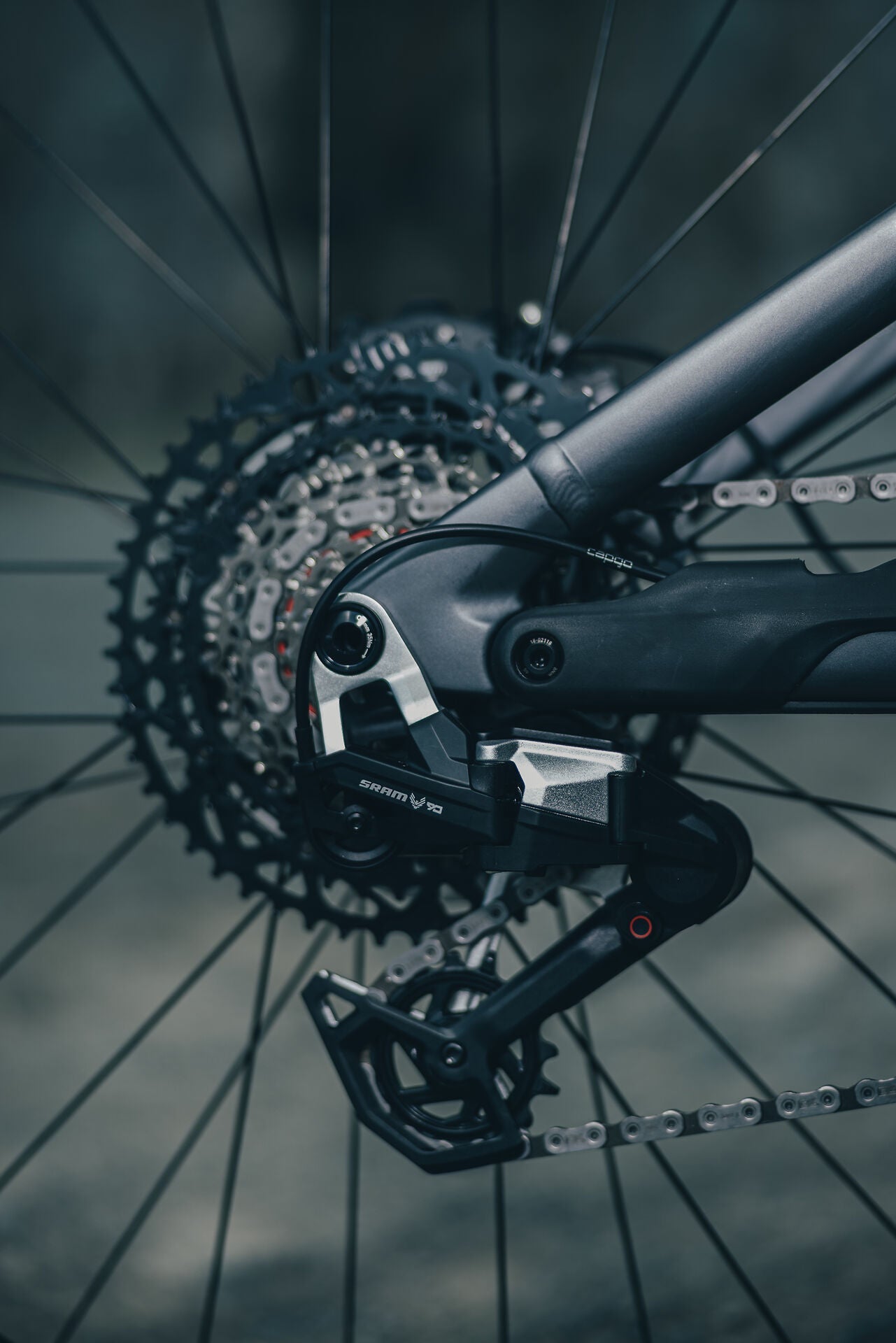 Cube Stereo Hybrid ONE44 HPC EXC 800 slabgrey´n´black 2027 – E-Mountainbike Fully – Detailansicht 7