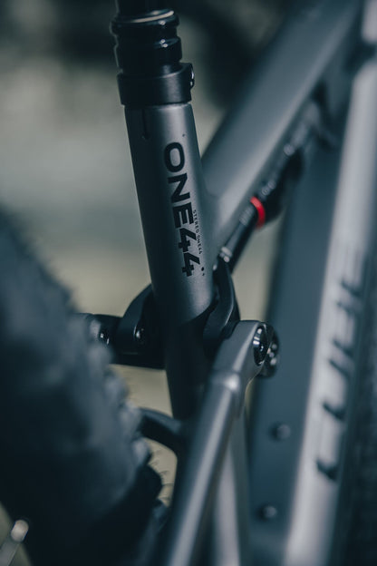 Cube Stereo Hybrid ONE44 HPC EXC 800 slabgrey´n´black 2027 – E-Mountainbike Fully – Detailansicht 9