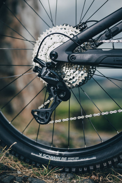 Cube Stereo Hybrid ONE44 HPC Race 800 coal´n´green 2027 – E-Mountainbike Fully – Detailansicht 4