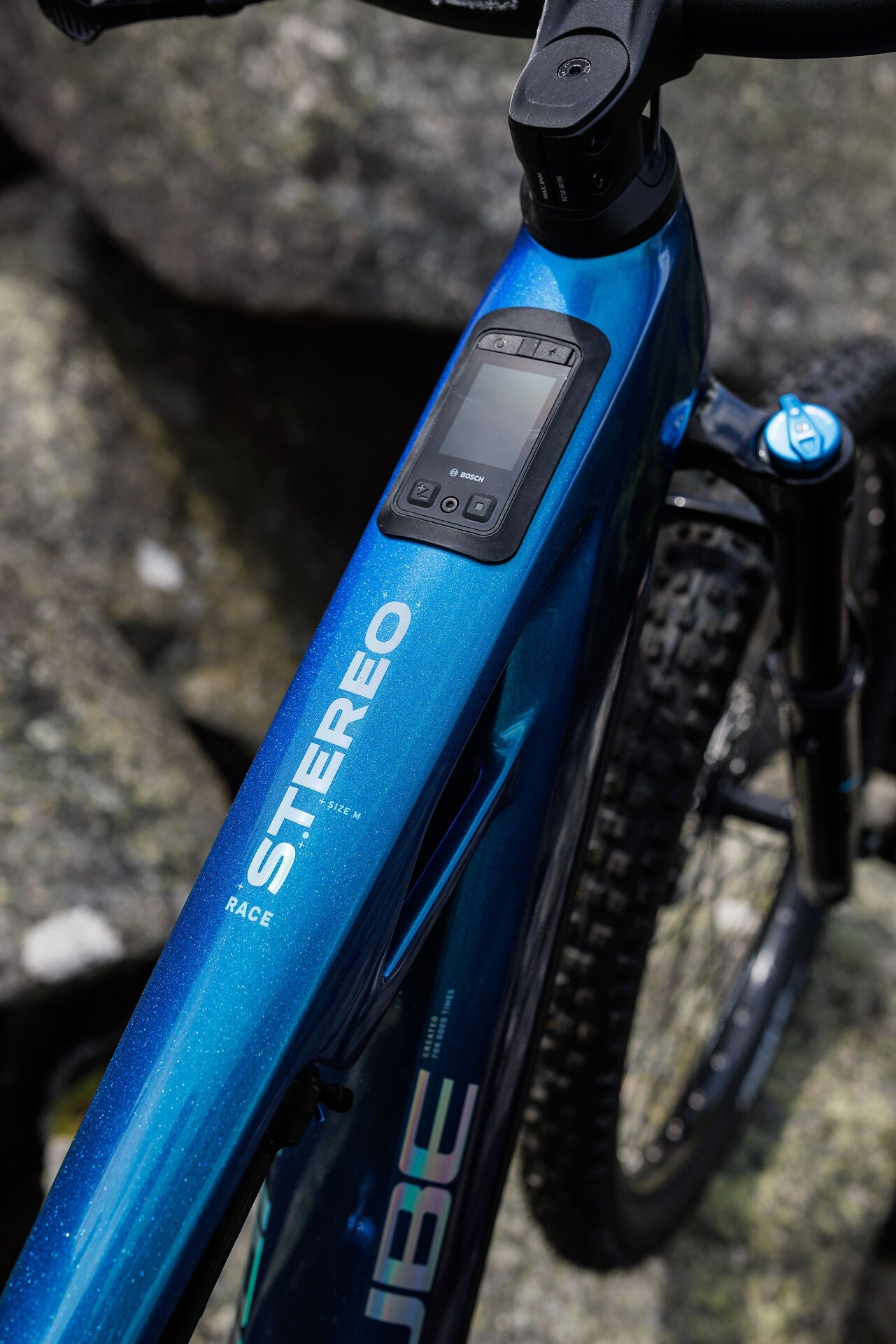 Cube Stereo Hybrid ONE44 HPC Race 800 nebula´n´prizm 2027 – E-Mountainbike Fully – Detailansicht 10
