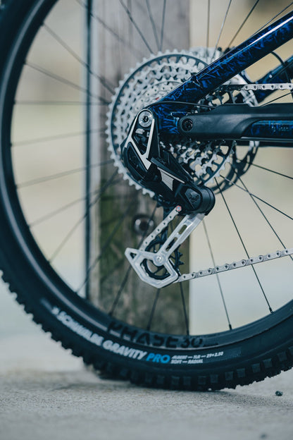 Cube Stereo Hybrid ONE44 HPC SLT 800 splinternavy´n´prizm 2027 – E-Mountainbike Fully – Detailansicht 3
