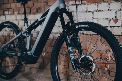 Cube Stereo Hybrid ONE44 HPC SLX Evo 800 slategrey´n´prizm 2027 – E-Mountainbike Fully – Detailansicht 9