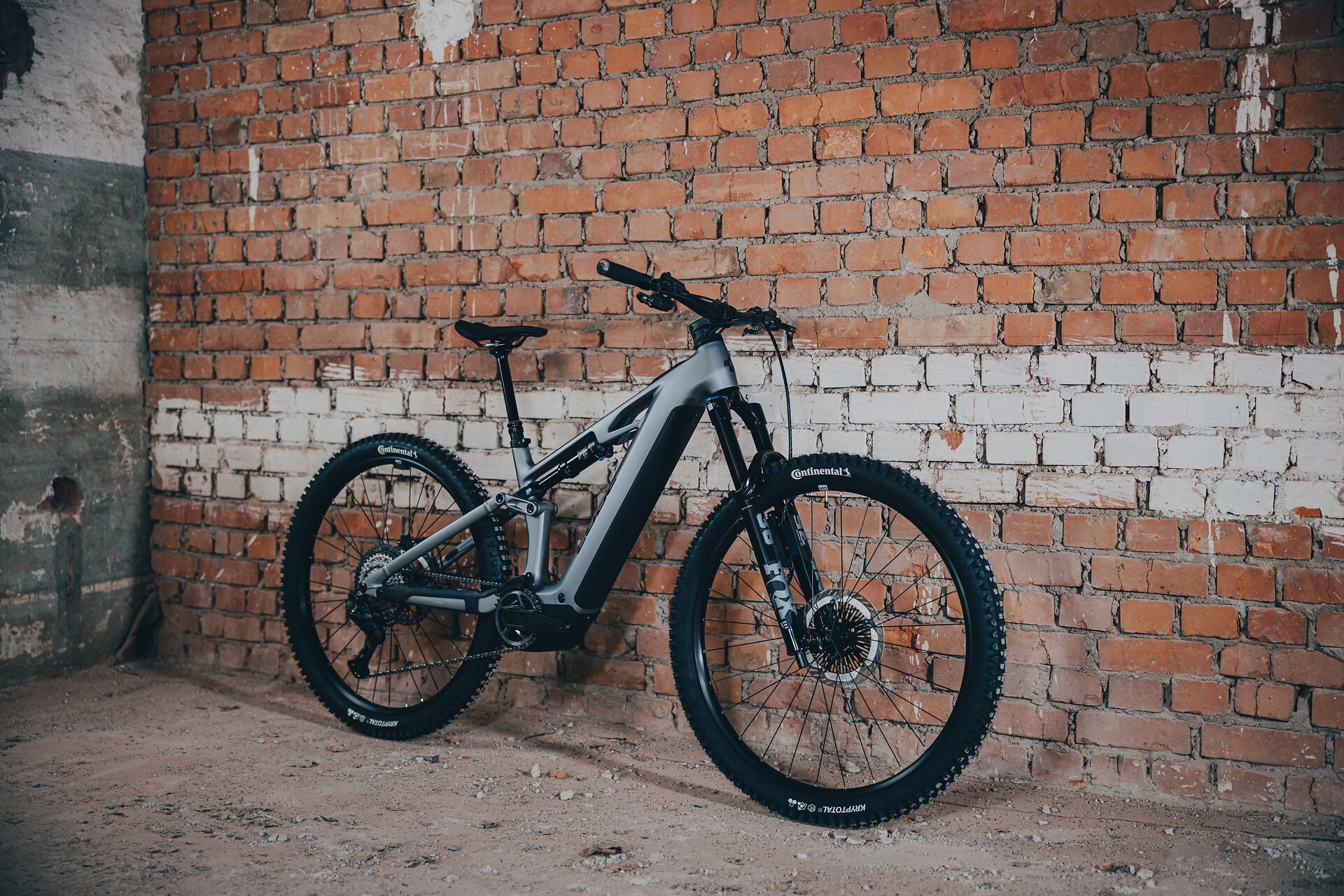 Cube Stereo Hybrid ONE44 HPC SLX Evo 800 slategrey´n´prizm 2027 – E-Mountainbike Fully – Seitenansicht 4