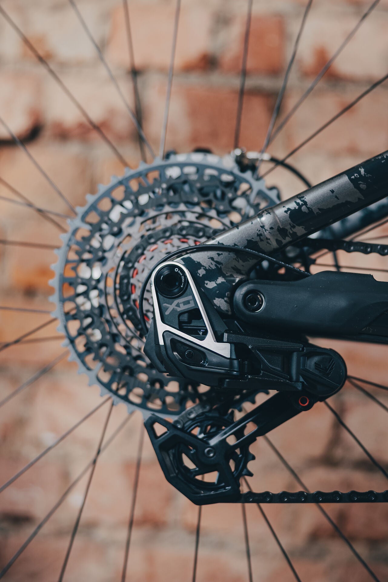Cube Stereo Hybrid ONE44 HPC Super TM 800 graphiteglitch´n´grey 2027 – E-Mountainbike Fully – Detailansicht 7