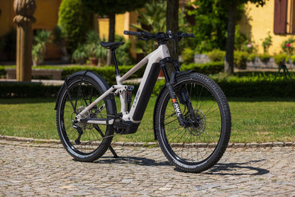 Cube Stereo Hybrid ONE44 SLX 800 FE oatgrey´n´grey 2027 – E-Mountainbike Fully – Seitenansicht 3