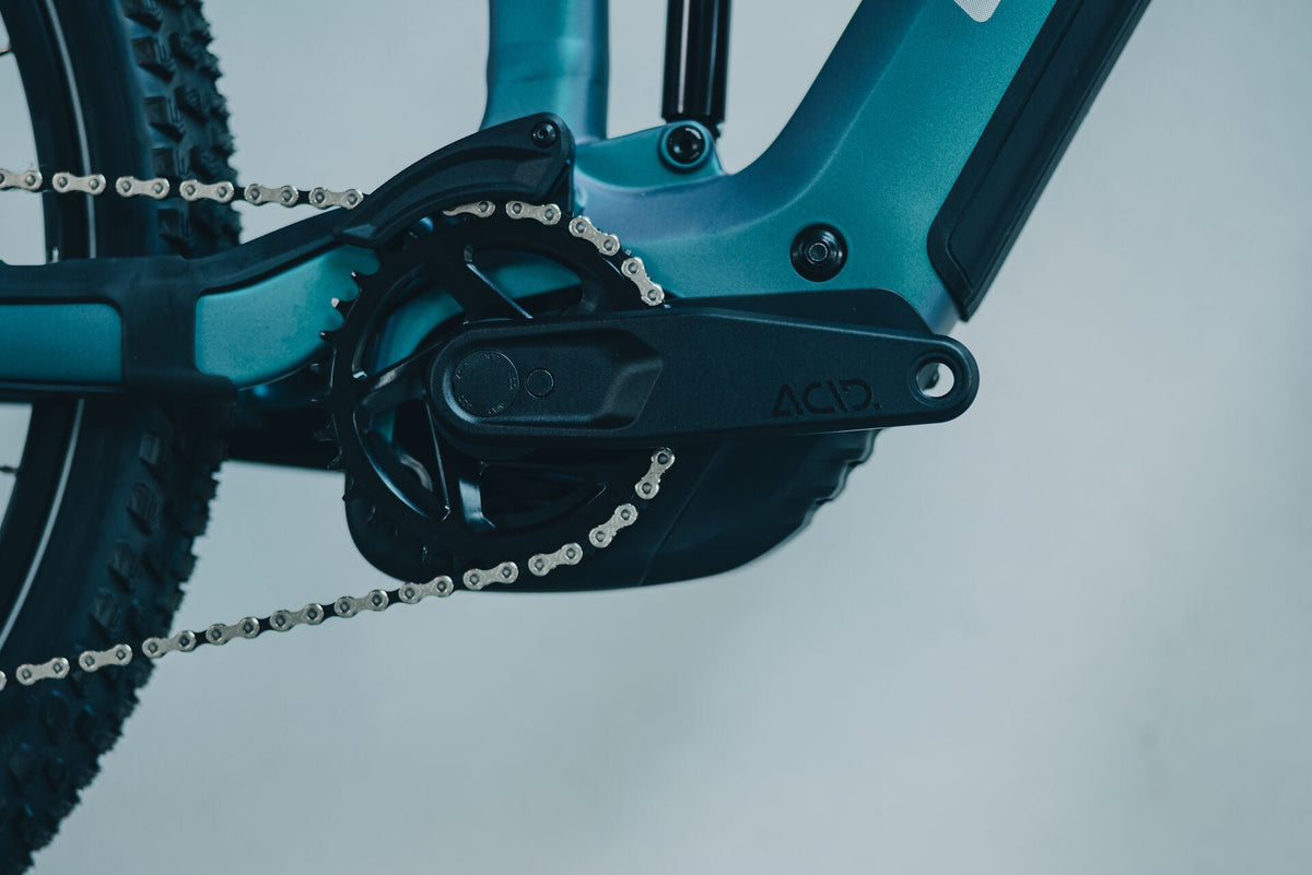 Cube Stereo Hybrid ONE44 SLX 800 smaragdgrey´n´chrome 2027 – E-Mountainbike Fully – Detailansicht 1