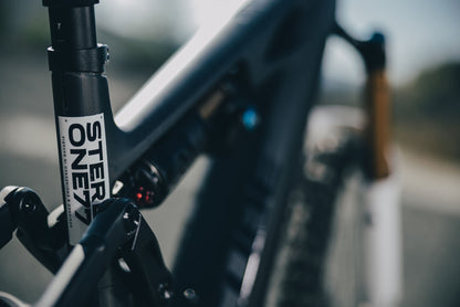 Cube Stereo Hybrid ONE77 HPC AT 800 carbon´n´white 2027 – E-Mountainbike Fully – Detailansicht 10