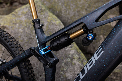 Cube Stereo Hybrid ONE77 HPC SLT 800 bluegalaxy´n´grey 2027 – E-Mountainbike Fully – Detailansicht 1