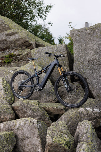 Cube Stereo Hybrid ONE77 HPC SLT 800 bluegalaxy´n´grey 2027 – E-Mountainbike Fully – Seitenansicht 3