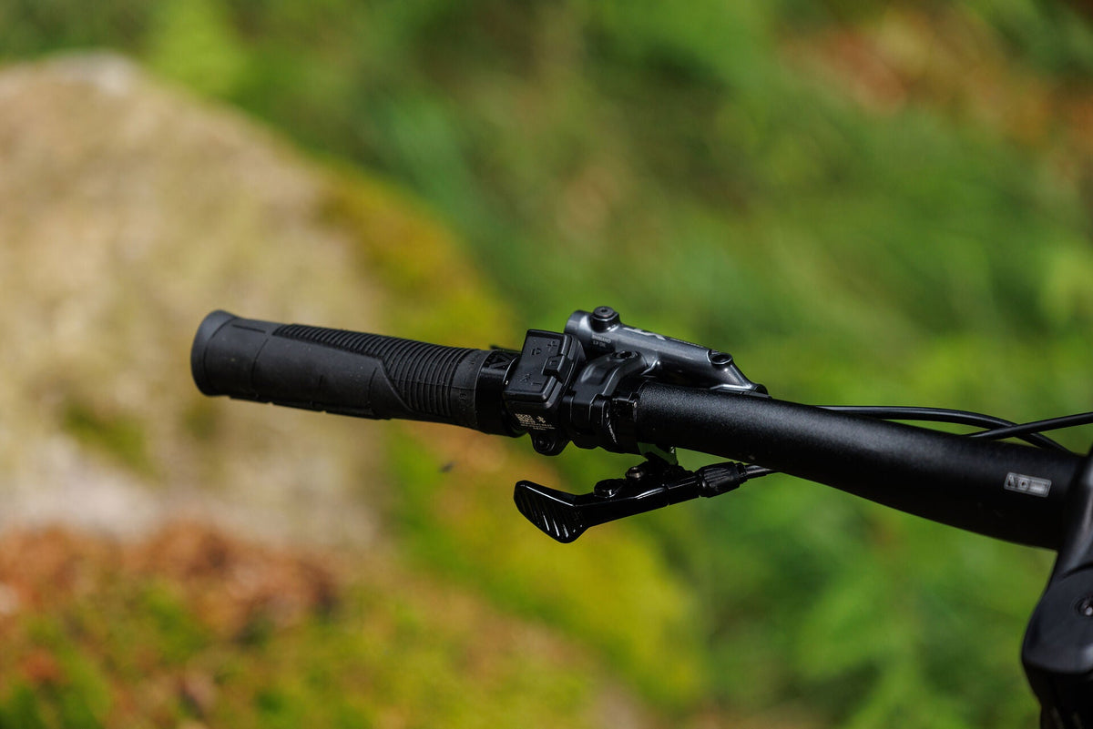 Cube Stereo Hybrid ONE77 HPC SLX 800 blackline 2027 – E-Mountainbike Fully – Detailansicht 11
