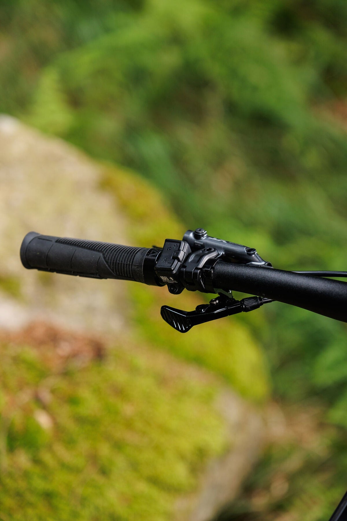 Cube Stereo Hybrid ONE77 HPC SLX 800 blackline 2027 – E-Mountainbike Fully – Detailansicht 12