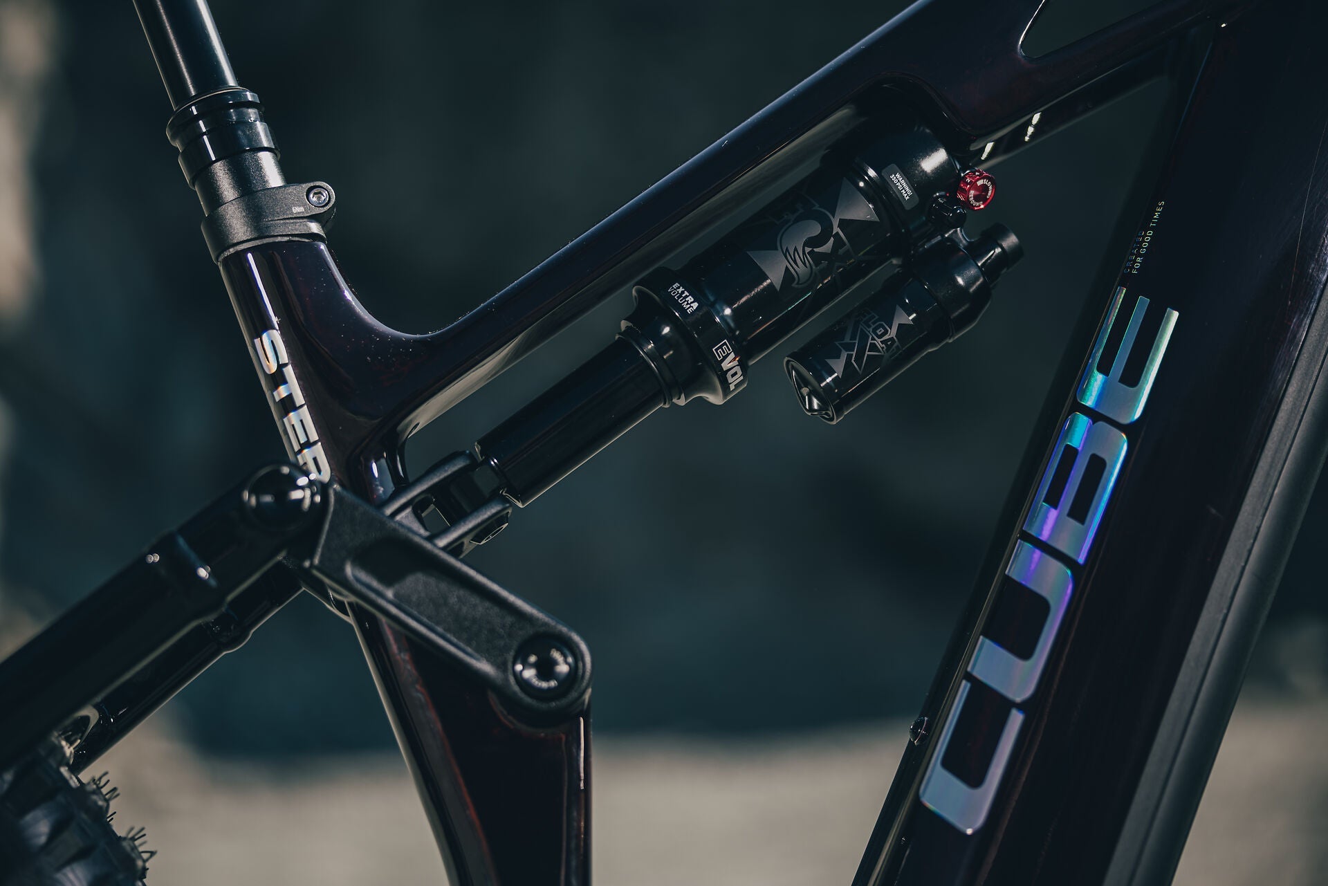 Cube Stereo Hybrid ONE77 HPC SLX 800 liquidred´n´black 2027 – E-Mountainbike Fully – Detailansicht 5