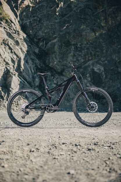 Cube Stereo Hybrid ONE77 HPC SLX 800 liquidred´n´black 2027 – E-Mountainbike Fully – Seitenansicht 2