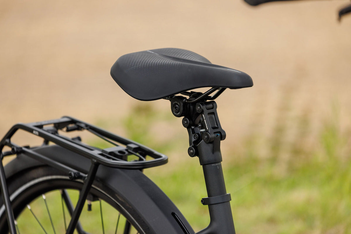 Cube Supreme Hybrid Comfort Pro 600 grey´n´chrome Easy Entry 2027 – E-Trekkingrad – Detailansicht 3