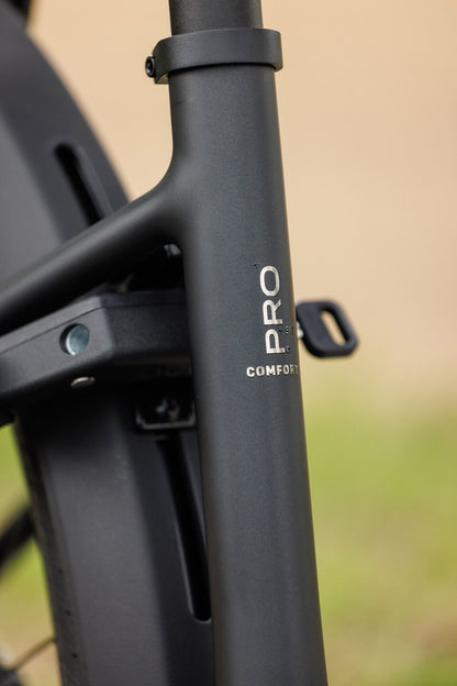 Cube Supreme Hybrid Comfort Pro 600 grey´n´chrome Easy Entry 2027 – E-Trekkingrad – Detailansicht 10